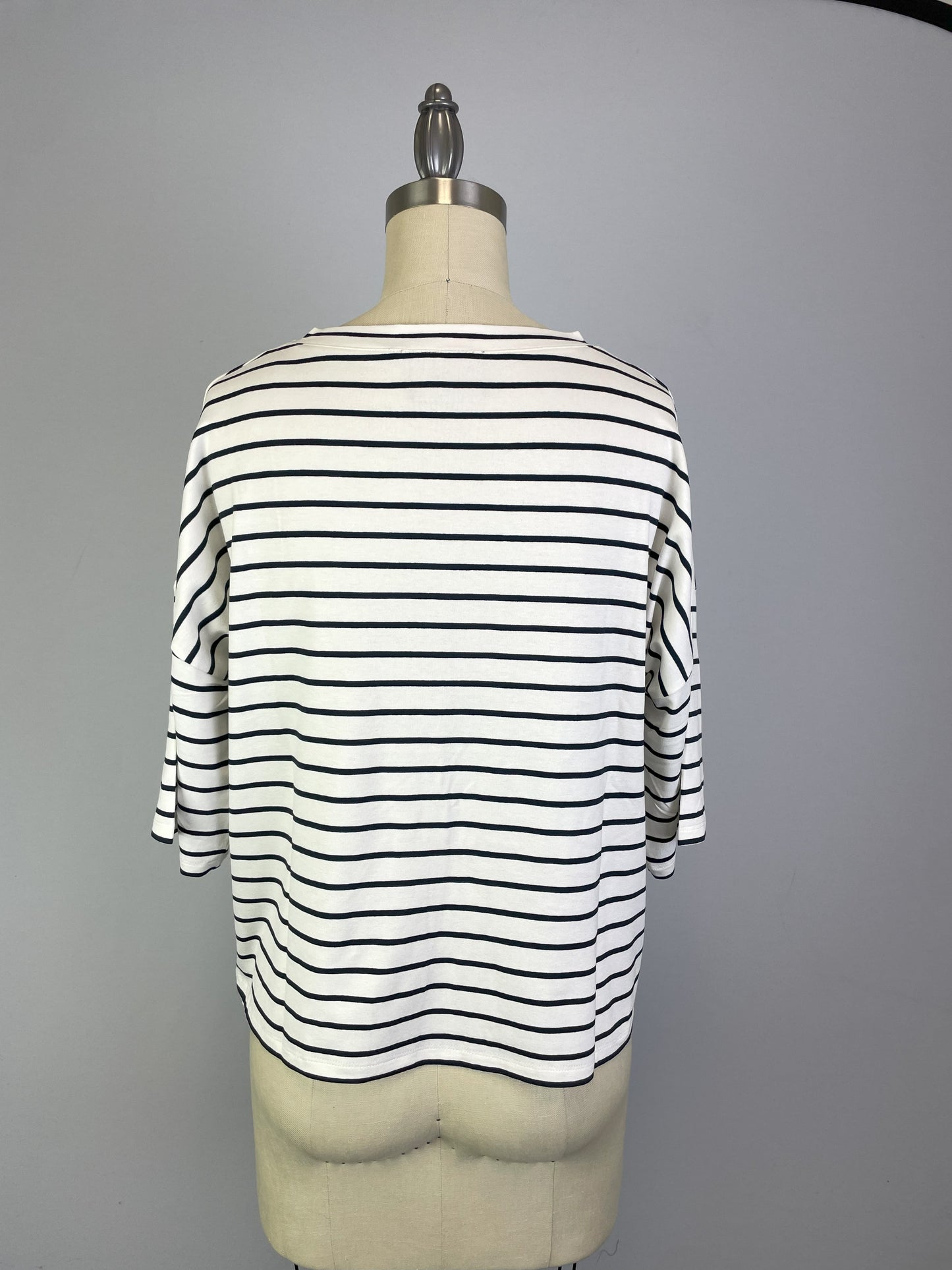 3/4 Sleeve Stripes Printed Knit Top D28836 White