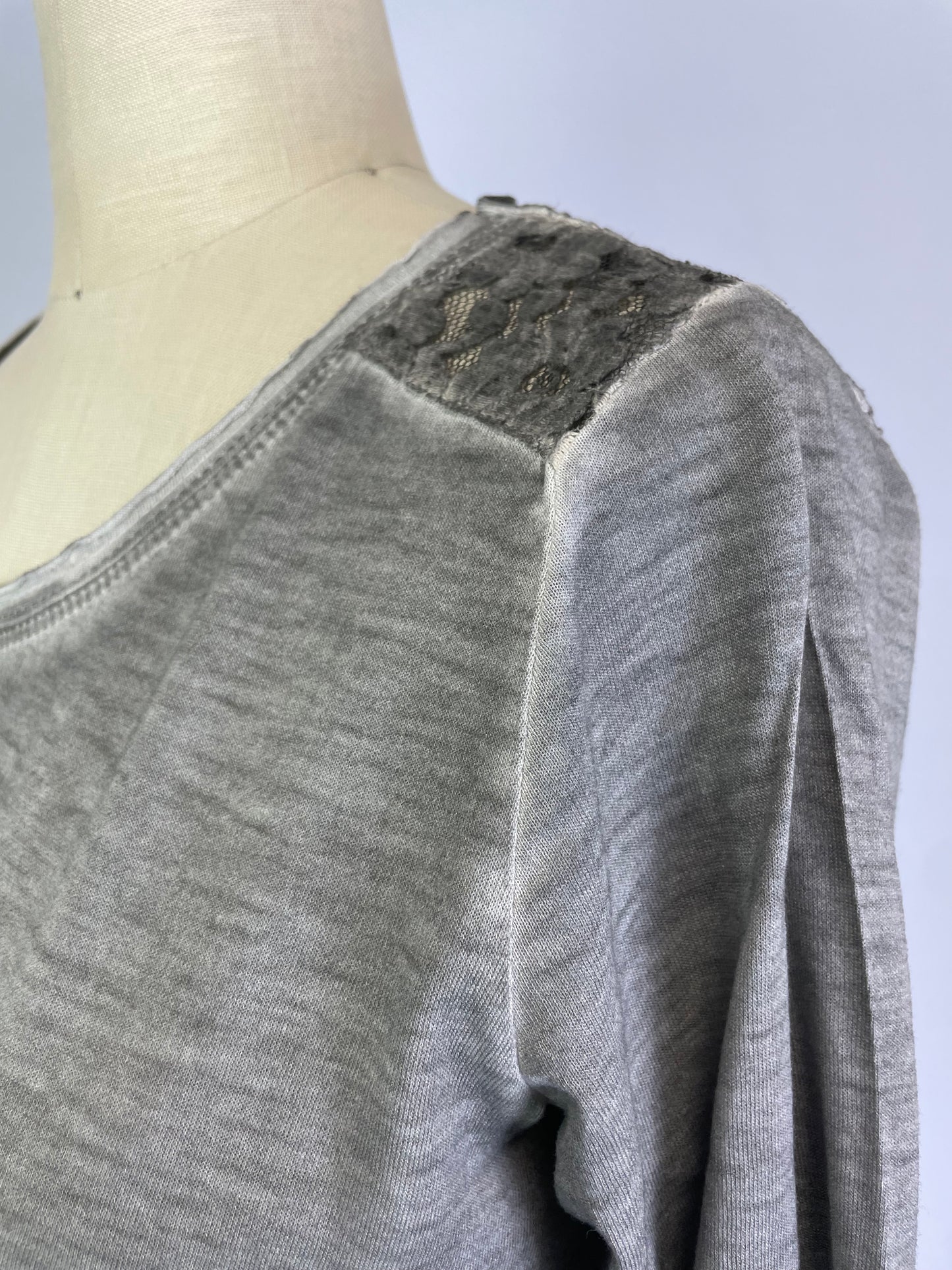 Oil Dye 3/4 Sleeve Back Yoke Tee