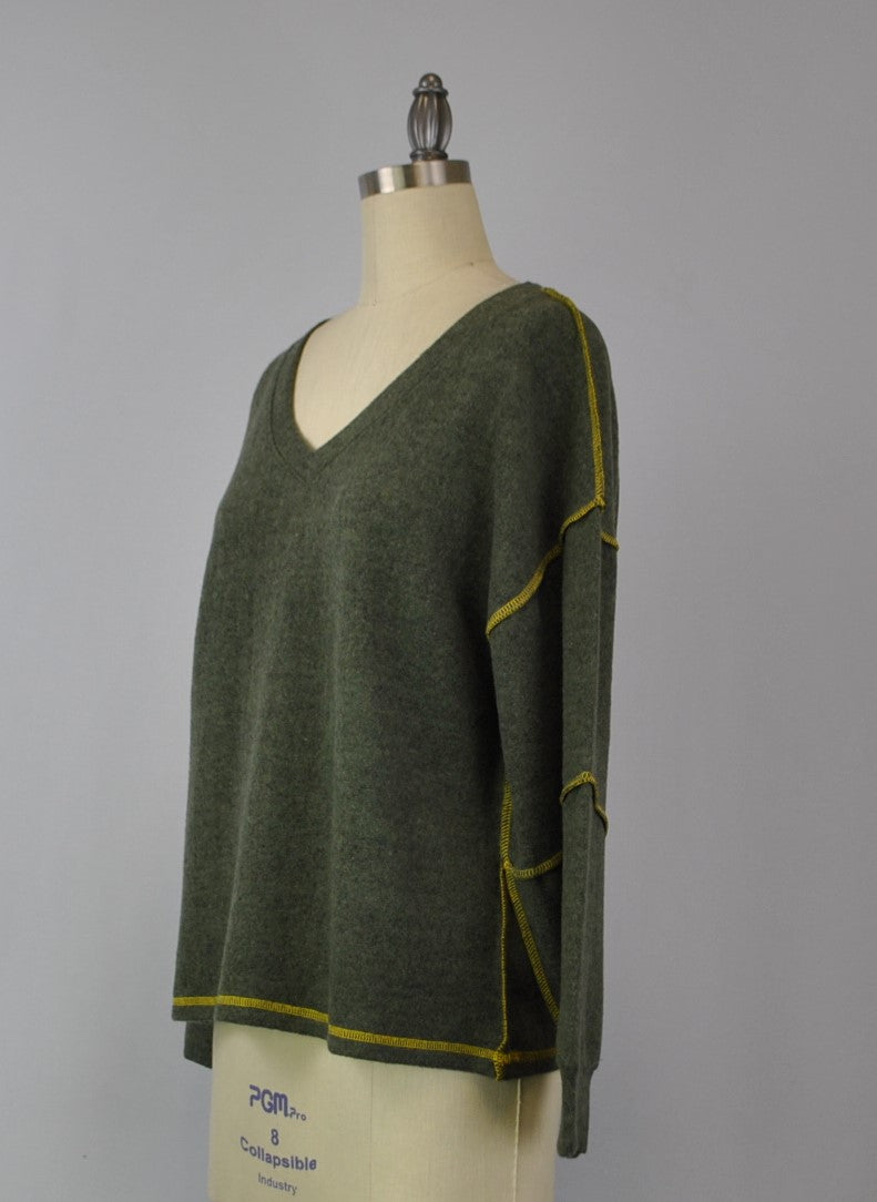 Sweater-like V Neck Top - Khaki green (D190713)
