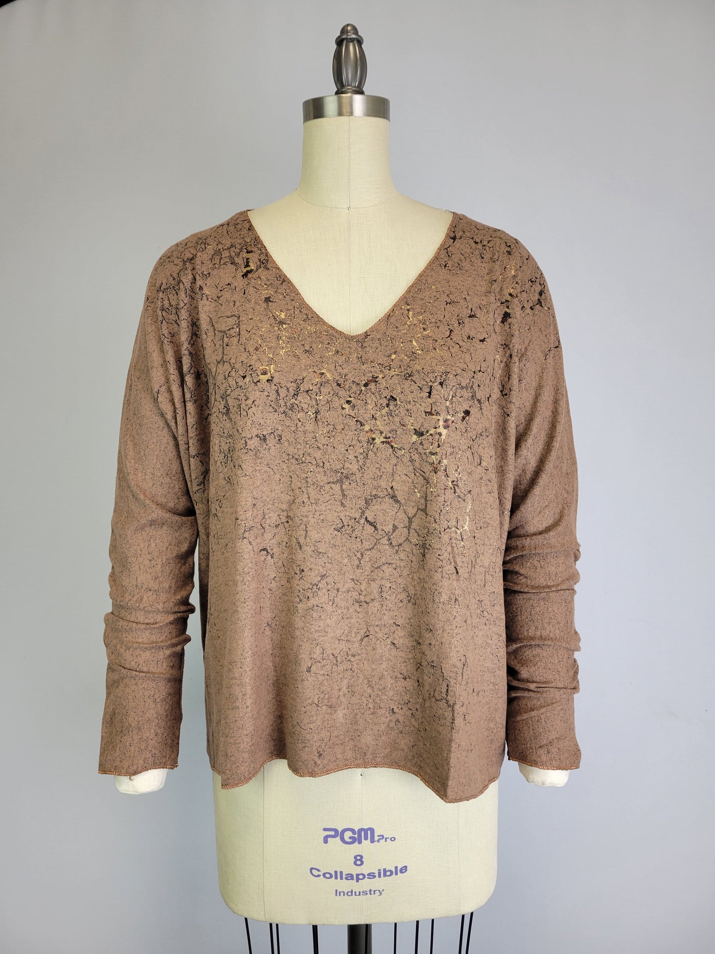 Sweater-like V Neck Foil Screen Top - Chocolate (D1993FS)