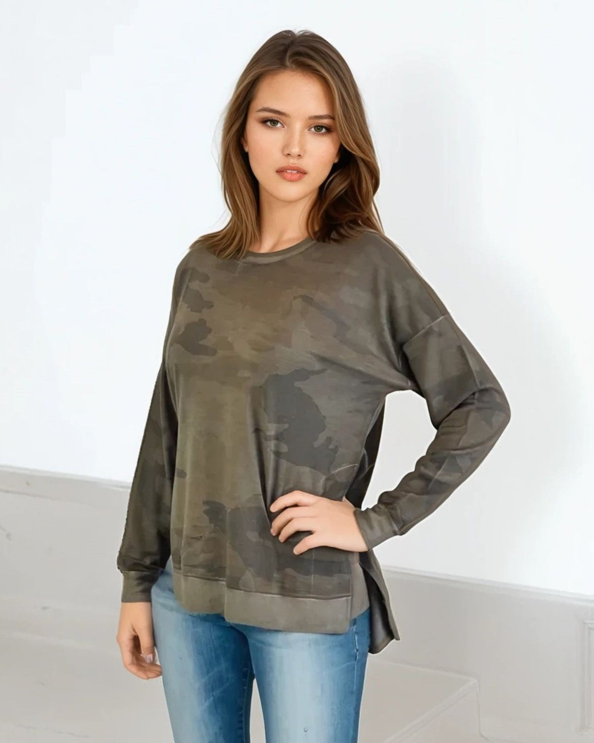 Camo Print Oil Dye Side Vent Pullover Top