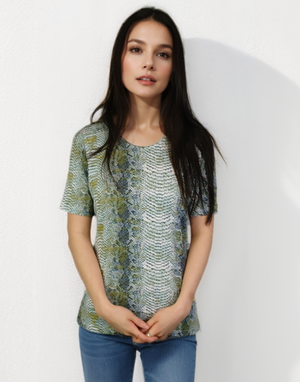 Short Sleeve Scoop Neck Knit Top - Snake Print (D25203)