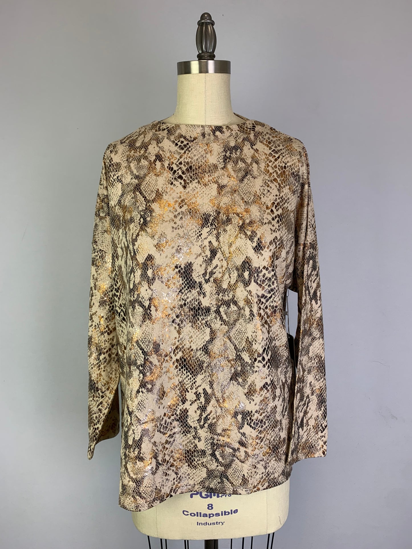 Shine Snake Print L/S Top (D26116R)