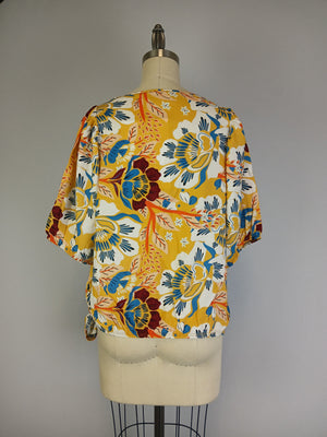 Puff Sleeve Blouse w Banded Bottom -- Flower Print (D26872R)