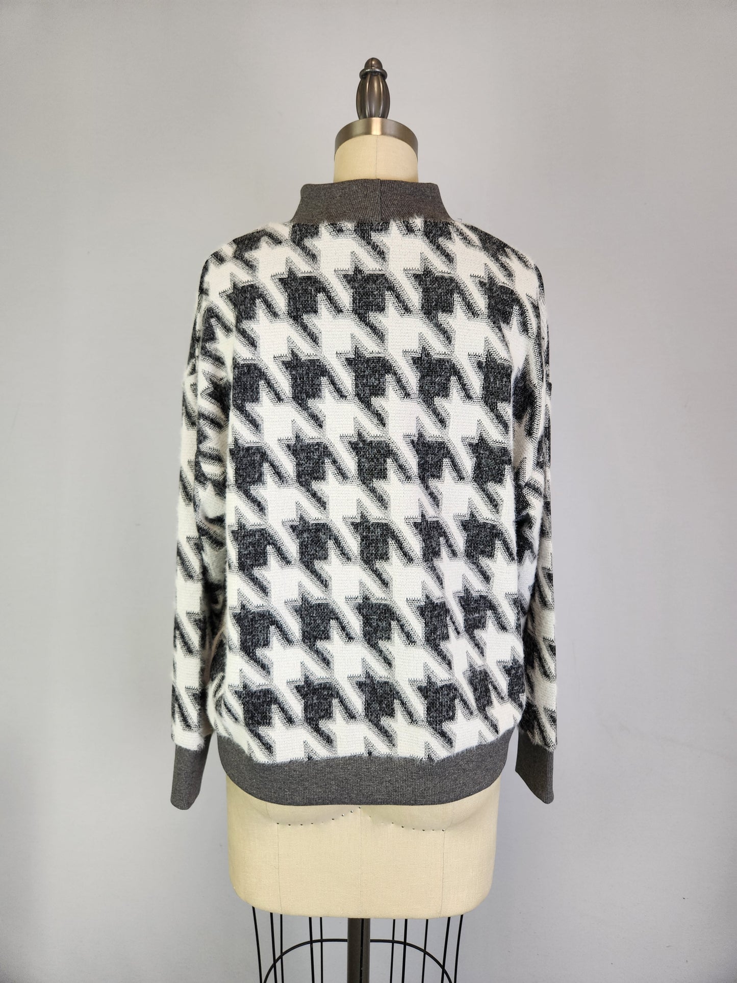 Mock Neck Jacquard Yummy (D28242 Tetro)