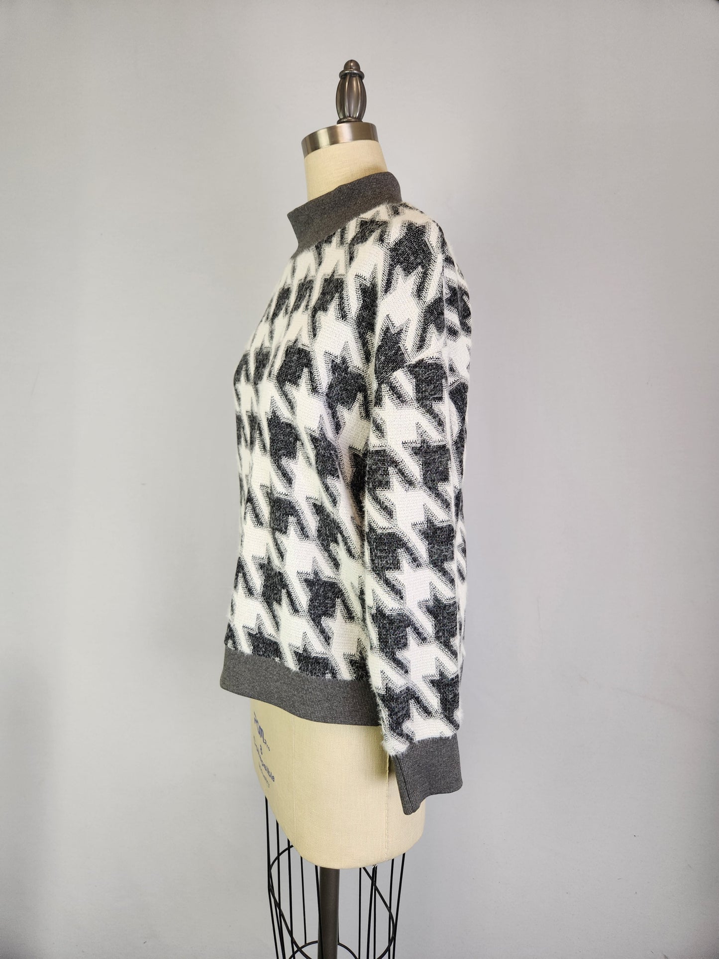 Mock Neck Jacquard Yummy (D28242 Tetro)