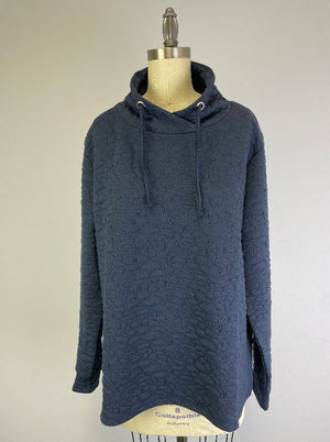 Quilted L/S High Collar Top -- D28367R Navy (Pebbles)