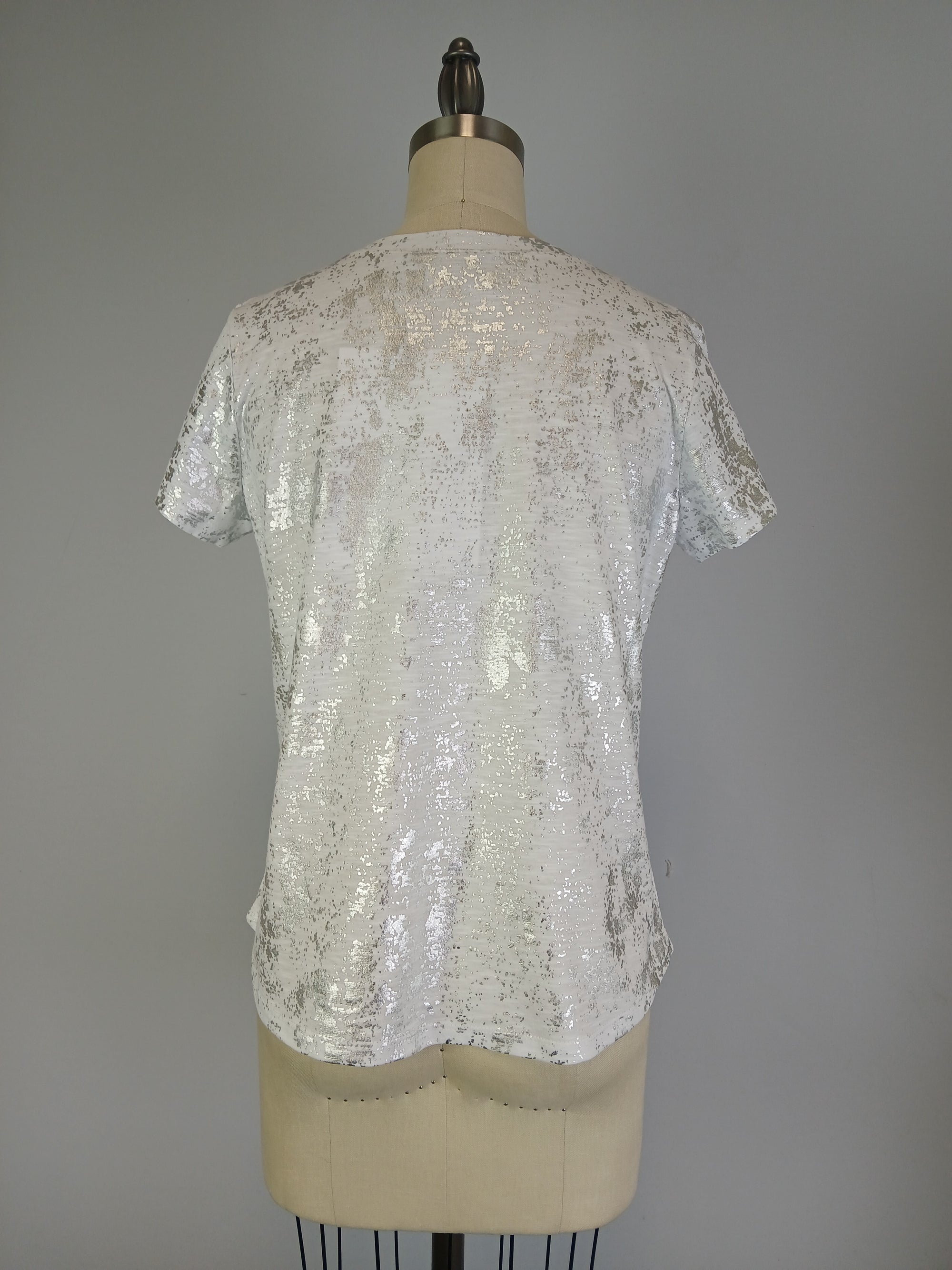V Neck Knit Top -- Silver Foil Print White S/S D28831