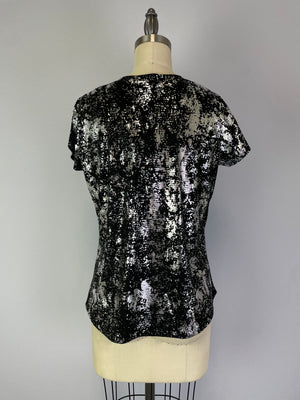 V Neck Knit Top -- Black & Silver Foil Print S/S D28831