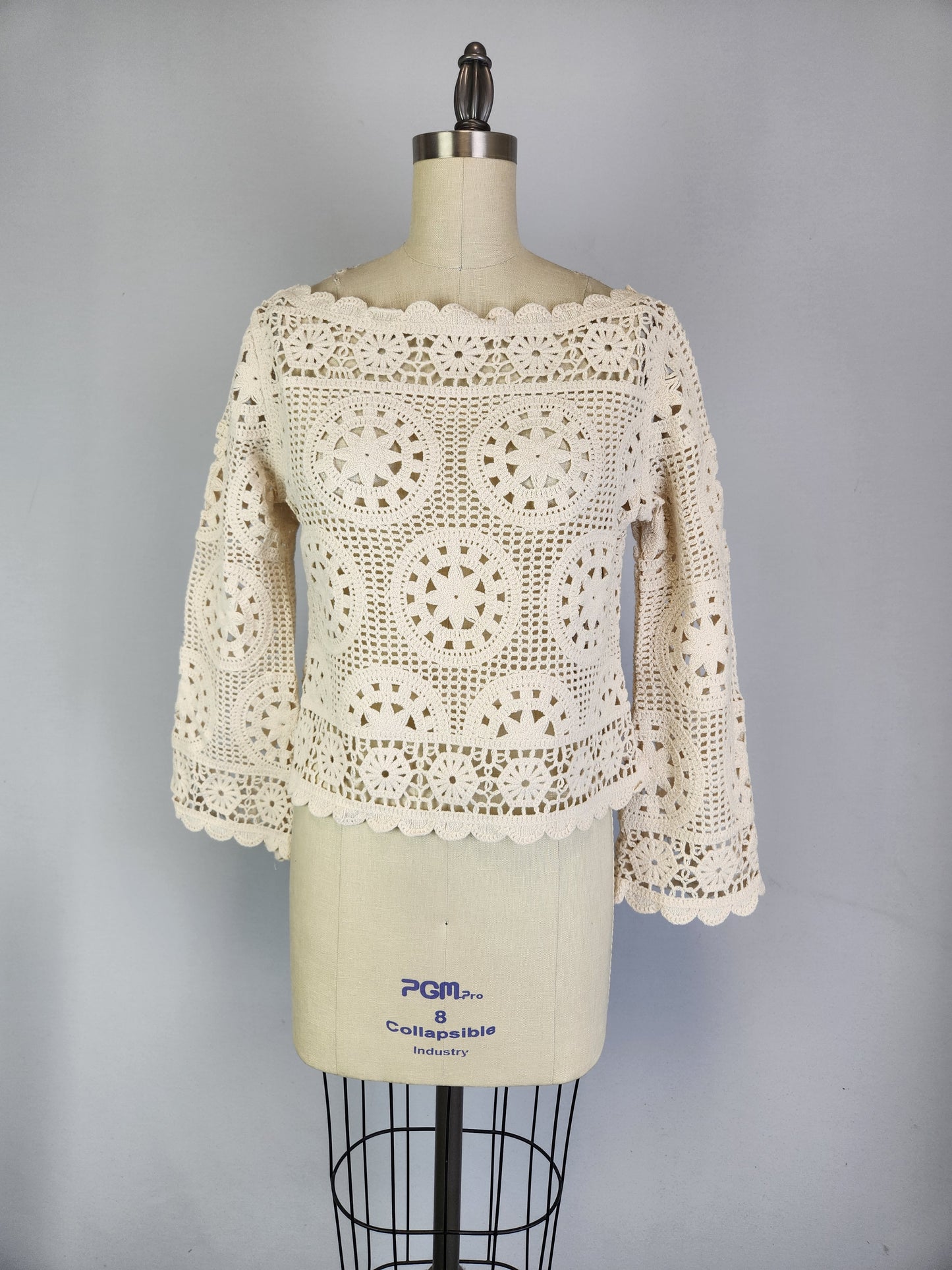 Boatneck Crochet Sweater (D3010) Beigh