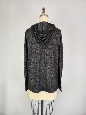 Hooded Sweater-like Top w/ Puff Ball Drawstring - TETRO (D400)