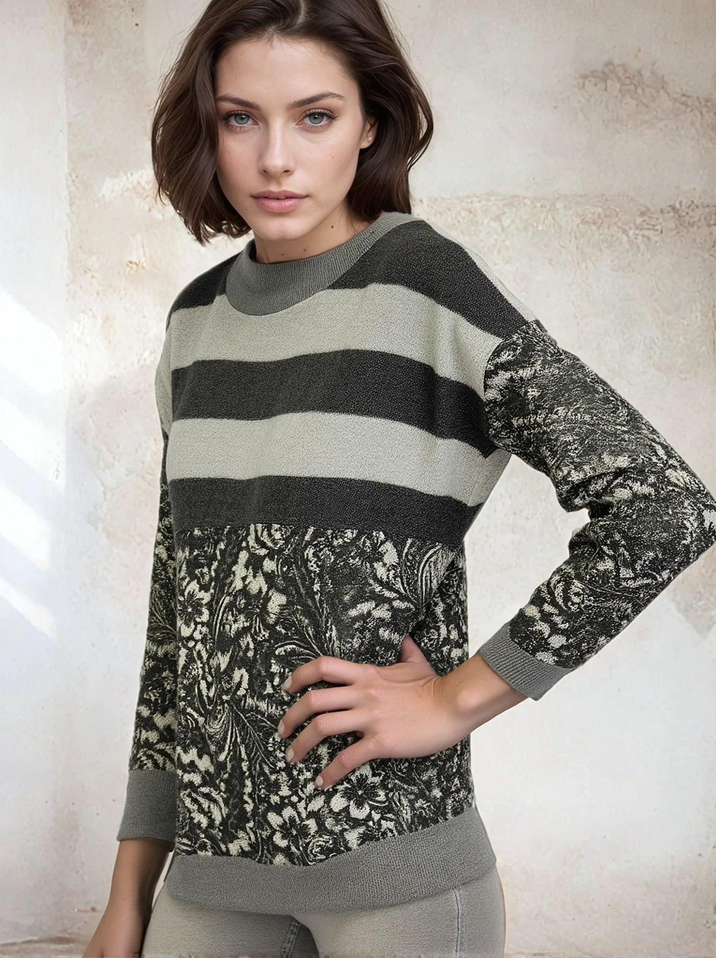 Sweater-like Print Top - Dark Grey Stripe Flower (D90101)