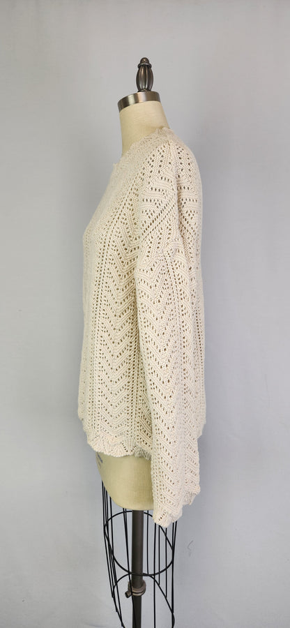 Scallop Stitch Crew Neck Sweater (D9343)