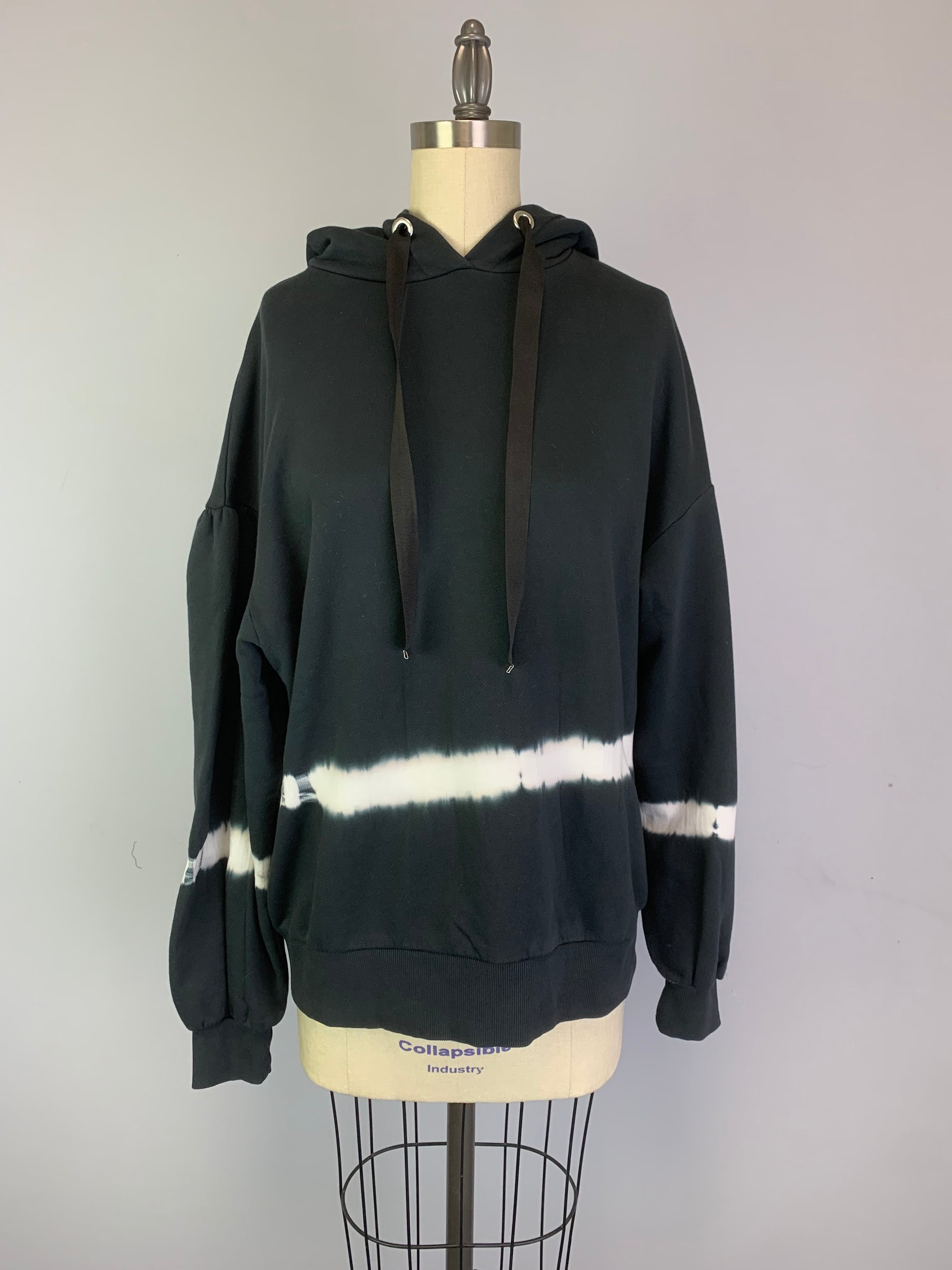 Hooded Cotton Sweatshirt Tie Dye in Navy (Y26536)