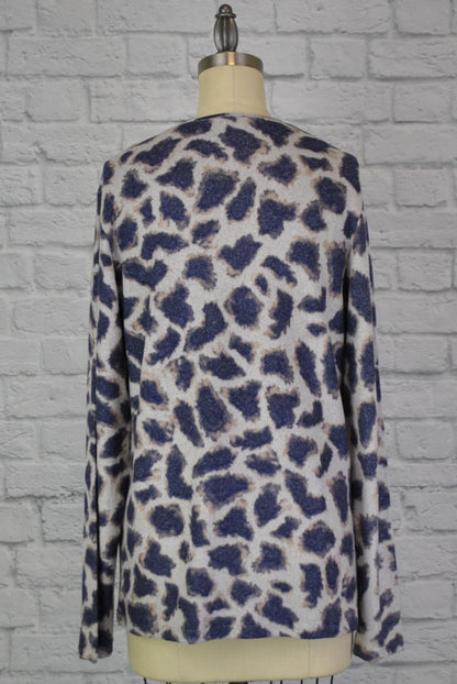 Scoop Neck Sweater-like Top - Giraffe Purple