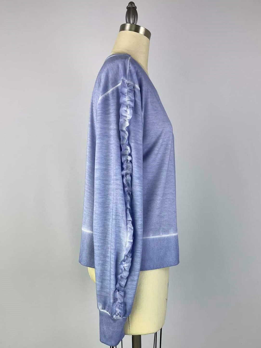 Ruffle Sleeve Oil Dye Top w/ Rib Trim - Capri