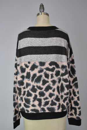 Sweater-like Print Top - Dark Grey Stripe Pink (D90101)