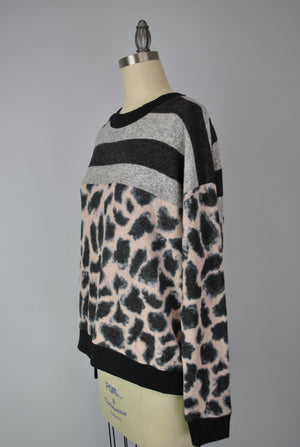 Sweater-like Print Top - Dark Grey Stripe Pink (D90101)